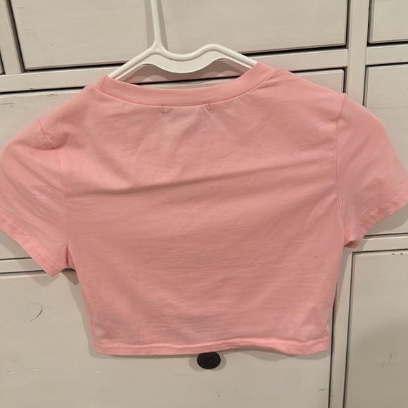 SHEIN xs cut out crop top - Picture 2 of 2